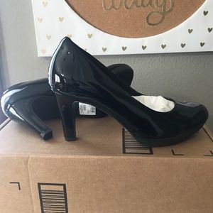 Clarks Women's 6.5 Adriel Viola Dress Pump NEW